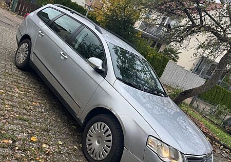 VW Passat Variant gebraucht kaufen VW Passat Variant Volkswagen 2.0 TDI DPF Comfortline Varia...