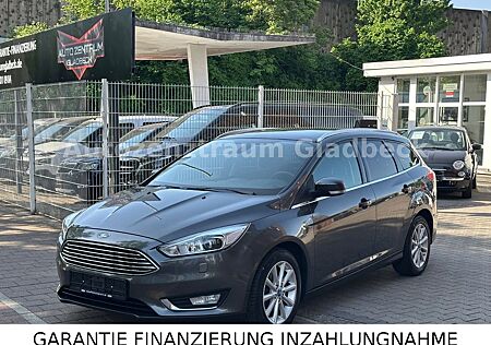 Ford Focus Turnier Titanium *SHZ*TÜV*Garantie*