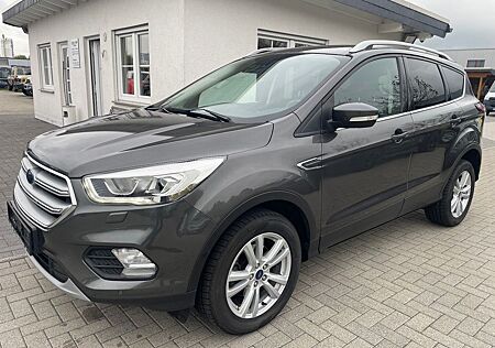 Ford Kuga Cool & Connect