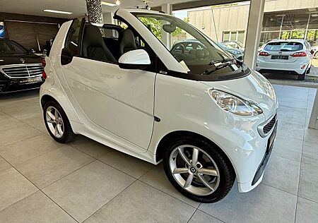 Smart ForTwo Cabrio 85 PS Turbo/Leder/SH/Schaltwippen