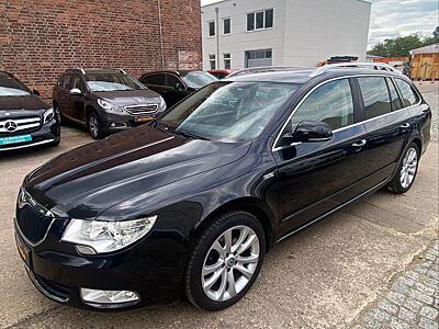 Skoda Superb Combi Family Klima+Xenon+Winterräder+PDC