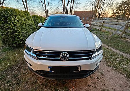 VW Tiguan Volkswagen 2.0 TDI SCR DSG UNITED UNITED