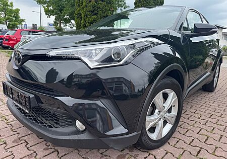 Toyota C-HR Team D - NAVI - KAMERA - BLUETOOTH