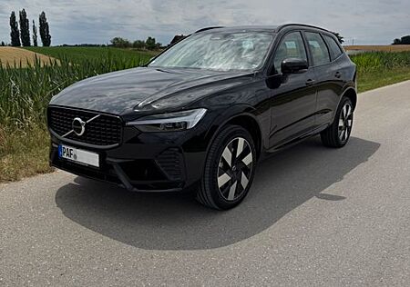 Volvo XC 60 XC60 T6 AWD Plug-In Hybrid Ultra Dark