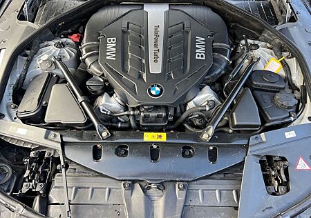 BMW 750Li xDrive -