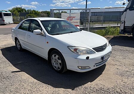 Toyota Camry 2.4, klima , manual, tuv 11/2025