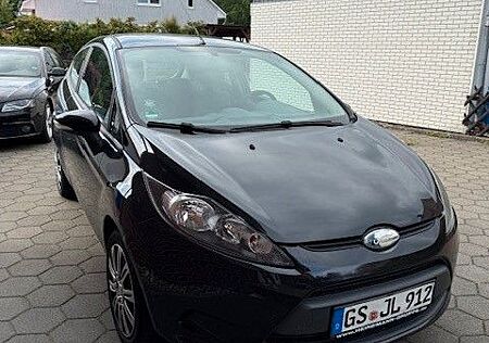Ford Fiesta mit HU 04/2027