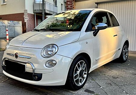 Fiat 500 Automatik, Navi, CarPlay, Service&TÜV&Bremse