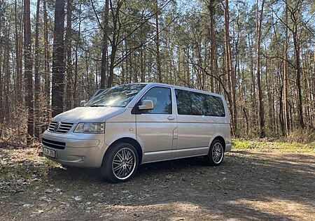 Volkswagen T5 Caravelle Comfortline