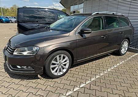 VW Passat Variant Volkswagen 2.0 TDI DSG 4M 125kW Highline...
