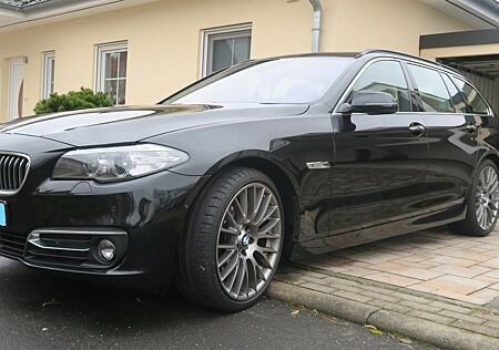 BMW 528i Touring A Luxury Line ,Pano-Schiebe., 20´´