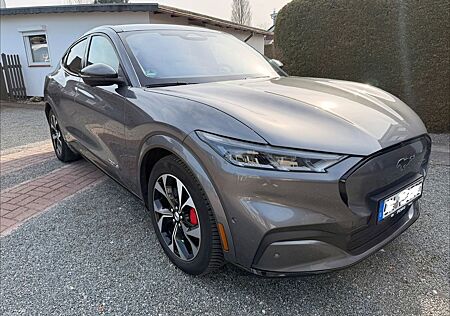 Ford Mustang Mach-E 99 kWh First Edition