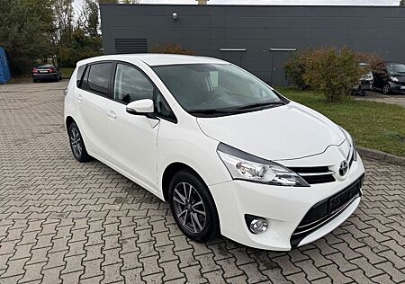 Toyota Verso *NAVI*R-CAM*PDC*AHK*ALLWETTER*