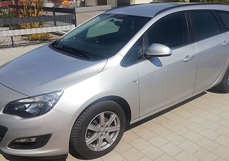Opel Astra J Sports Tourer 1.4