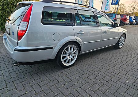 Ford Mondeo 2.5 V6 Ghia Fahrwerk SPORAUSPUFF LEDER