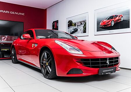 Ferrari FF 6,3 V12 4x4