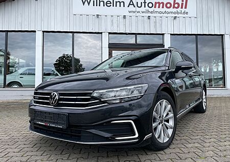 VW Passat Variant Volkswagen GTE TravelAssist Kamera AHK Rollo