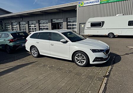 Skoda Octavia 2.0 TDI SCR 110kW DSG FIRST EDIT. CO...