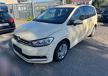 VW Touran Volkswagen * 2.0 TDI Aut*Parktronik*7-Sitze*Klima