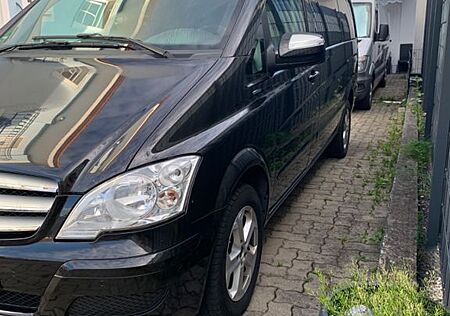 Mercedes-Benz Viano 2.2 CDI 4MATIC AMBIENTE EDITION lang A...