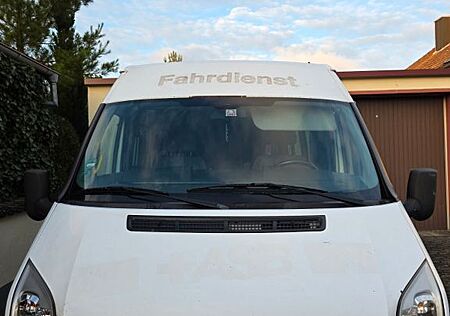 Ford Tourneo