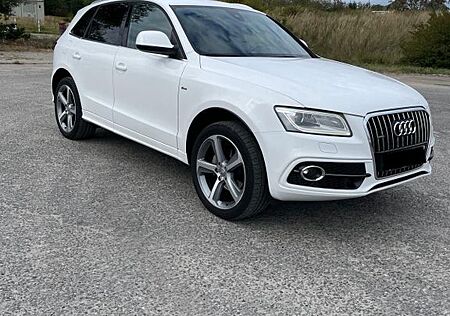 Audi Q5 2.0 TDI S tronic quattro S-Line