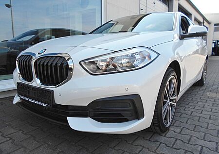 BMW 118iA F40 1.Hand -NAVI-TEMPOMAT-PDC-WLAN-MFL-