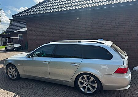 BMW 530xi A touring - 1.HAND - 121 TKM