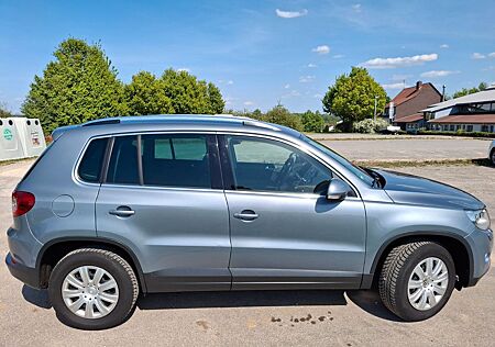 VW Tiguan Volkswagen 2.0 TDI 4MOTION Sport & Style Sport &...