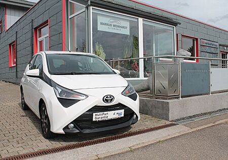 Toyota Aygo (X) Aygo 1.0 x-play Club