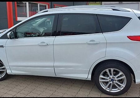 Ford Kuga 1,5 EcoBoost 2x4 110kW Titanium Titanium X