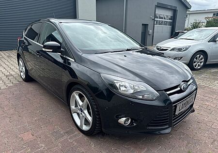 Ford Focus 1,6*1.Hand*Scheckheft*Klima*Parkhilfe*