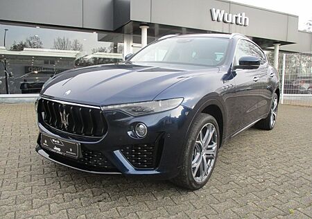 Maserati Levante Modena/Schiebedach