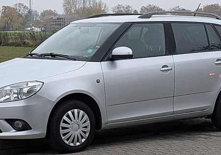Skoda Fabia 1.2l TSI 63kW Best of Combi TÜV bis 11-27