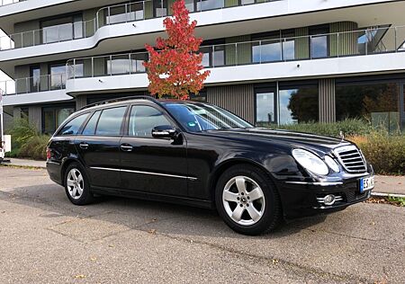 Mercedes-Benz E 200 KOMPRESSOR T AVANTGARDE Avantgarde
