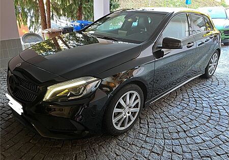 Mercedes-Benz A 180 AMG Line NightPaket R.Kamera Panorama