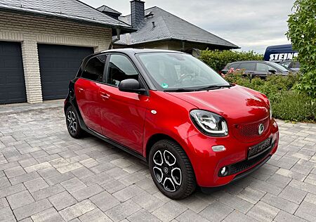 Smart ForFour Autom. Klima L&M Felgen Pano Sitzheizung