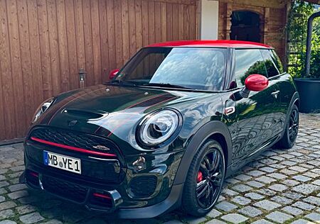 Mini John Cooper Works JCW | 8-fach | H&K | JCW Pro Carbon