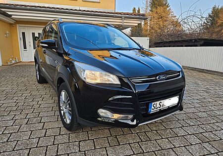 Ford Kuga 2,0 TDCi 4x4 120kW Titanium AHK Keyless