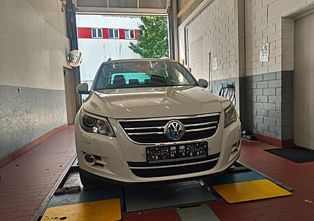 VW Tiguan Volkswagen 1.4 TSI 4MOTION Sport & Style Sport &...