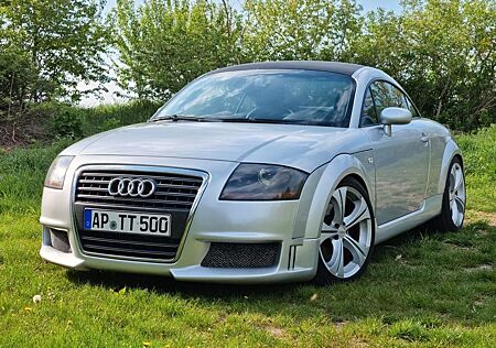 Audi TT Coupe 1.8T quattro -