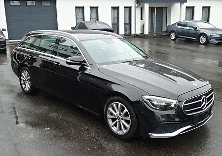 Mercedes-Benz E 200 E 200d T-Modell,LEDER,NAV,LED,AUT,KAM,DISTR,1HAN