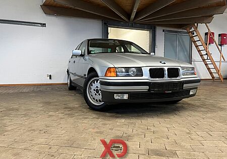 BMW 320 iA *1.Hand*scheckheft*Klima*Shz*Tüv neu*