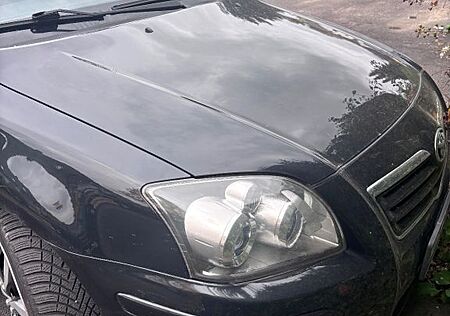 Toyota Avensis Combi 1.8-l-VVT-i -