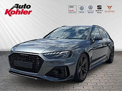 Audi RS 4 Avant quattro *AHK*B&O*HUD*LEDER*PANO*BLACK