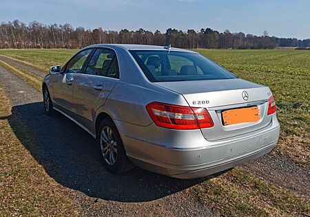 Mercedes-Benz E 200 CDI BlueEFFICIENCY ELEGANCE ELEGANCE