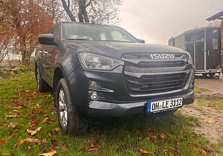 Isuzu D-Max AHK Ladewannenbeschichtung