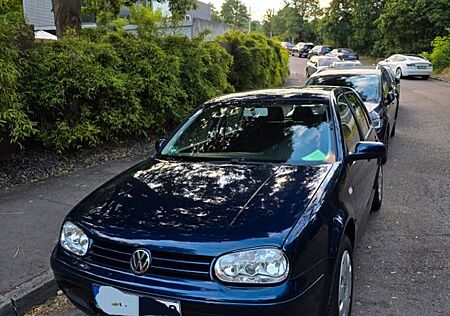 VW Golf Volkswagen 4 mit neuem TÜV, zuverlässig