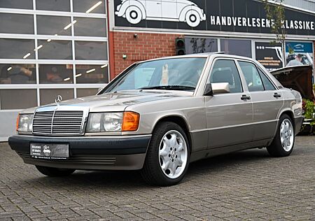 Mercedes-Benz 190 2.3 W201 *OLDTIMER*RESTAURIERT*TOP*GARANTIE*