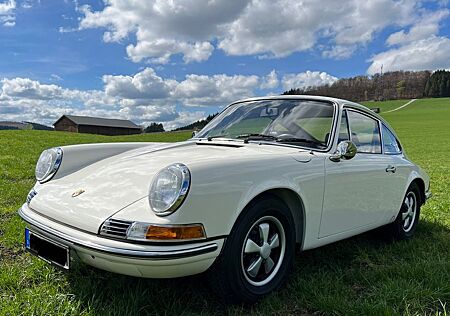 Porsche 911 Urmodell 911 E Coupe, Frame Off Restauration